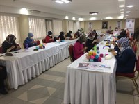 ÇOCUKLAR GELECEĞİMİZ isimli proje kapsamındaki etkinliklerden Bez Bebek kursu POLED Başkanımız Melek TAŞ Hanımefendinin de katıldığı açılış programı ile başladı.
